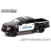 Greenlight Hot Pursuit Series 39 - 2018 Nissan Titan XD Pro-4X Oceanside Police Department