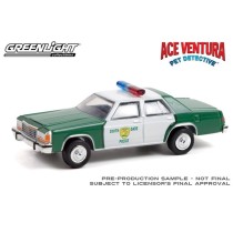 Greenlight Hollywood Series 33 - 1983 Ford LTD Crown Victoria Police Car Ace Ventura