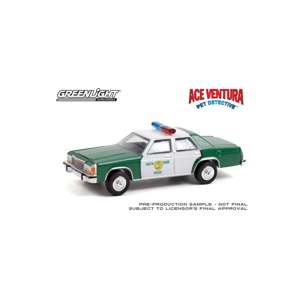 Greenlight Hollywood Series 33 - 1983 Ford LTD Crown Victoria Police Car Ace Ventura
