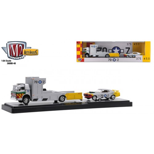 M2 Machines Auto-Haulers Series 48 - 1970 Ford C-950 Ramp Truck with 1970 Ford Mustang BOSS 429