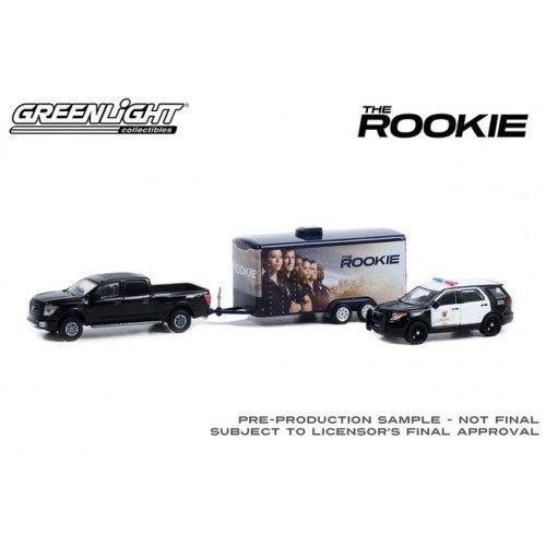 Greenlight Hollywood Hitch and Tow Series - 2020 Nissan Titan Pro 4X with 2013 Ford Police Interceptor LAPD