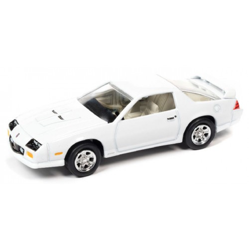 Johnny Lightning Muscle Cars USA 2021 Release 4A - 1991 Chevy Camaro Z28 1LE