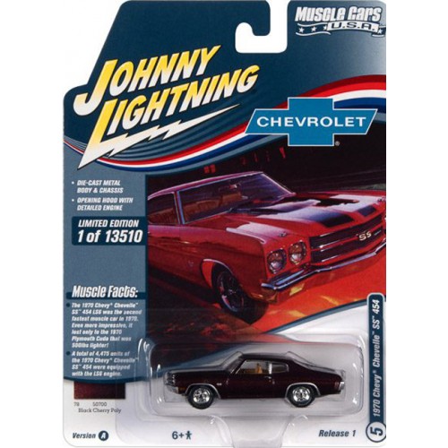 Johnny Lightning Muscle Cars USA 2022 Release 1A - 1970 Chevy Chevelle SS 454