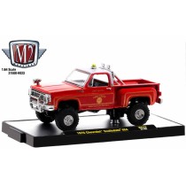 M2 Machines Hobby Exclusive - 1976 Chevy Scottsdale 4x4 Fire Truck