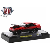 M2 Machines Auto-Thentics Release 72 - 1987 Ford Mustang GT