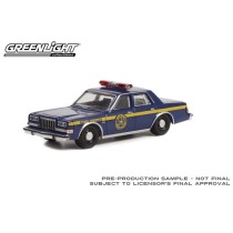 Greenlight Hot Pursuit Series 42 - 1985 Dodge Diplomat