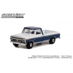 Greenlight Anniversary Collection Series 14 - 1976 Ford F-150 Ranger XLT Trailer Special