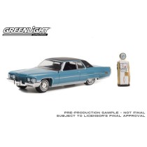 Greenlight The Hobby Shop Series 13 - 1972 Cadillac Coupe DeVille
