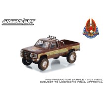 Greenlight Hollywood Special Edition Fall Guy Stuntman Association - 1982 GMC K-2500 Sierra Grande Wideside