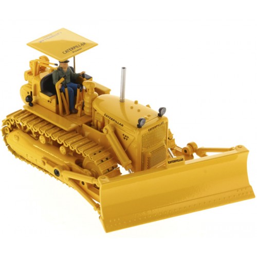 Diecast Masters CAT D7C Track Type Tractor